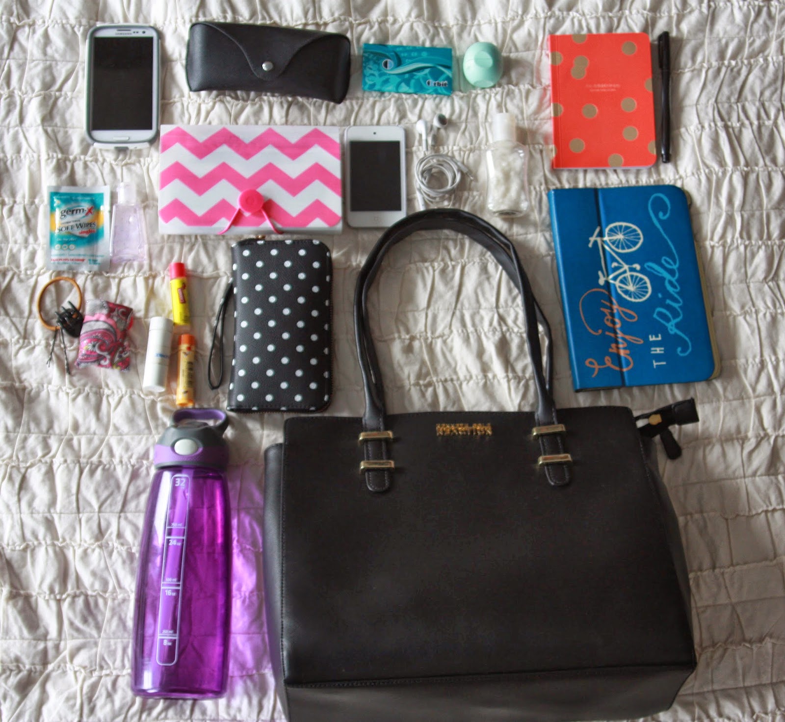What's in My Purse!