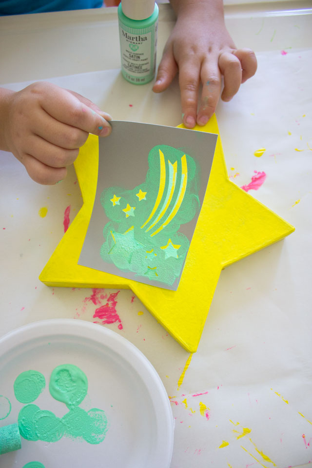 Stenciling paper mache with kids #stencil #papermache #marthastewart Stenciling paper mache with kids #stencil #papermache #marthastewart