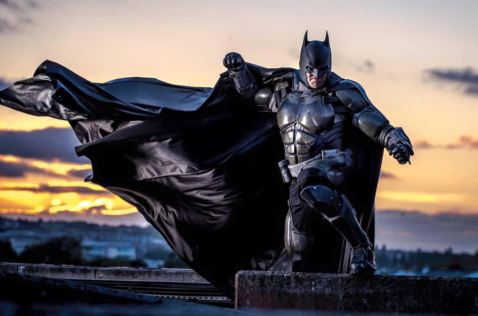Masculino Cosplay Como Batman Foto de Stock Editorial - Imagem de