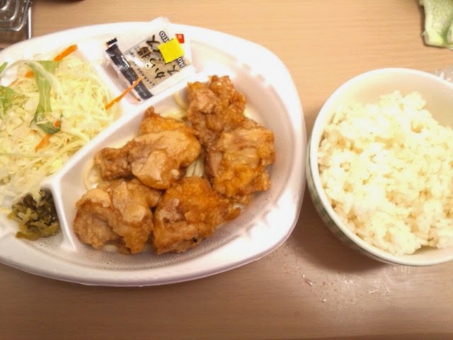 食費1ヶ月1万円生活 1日の食費210円 昼：温そば 夜：ほっともっとから揚げ弁当