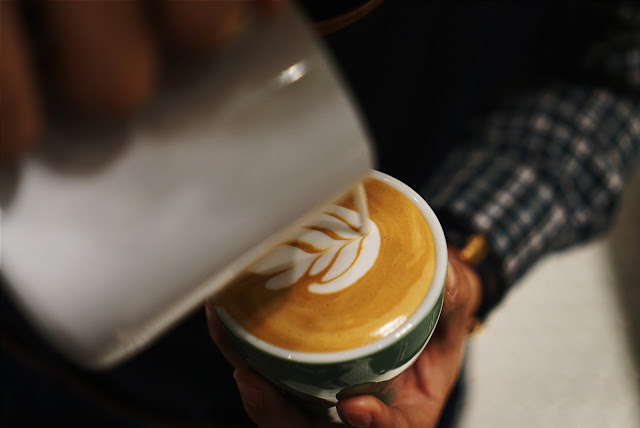 simetri coffee roasters puri indah