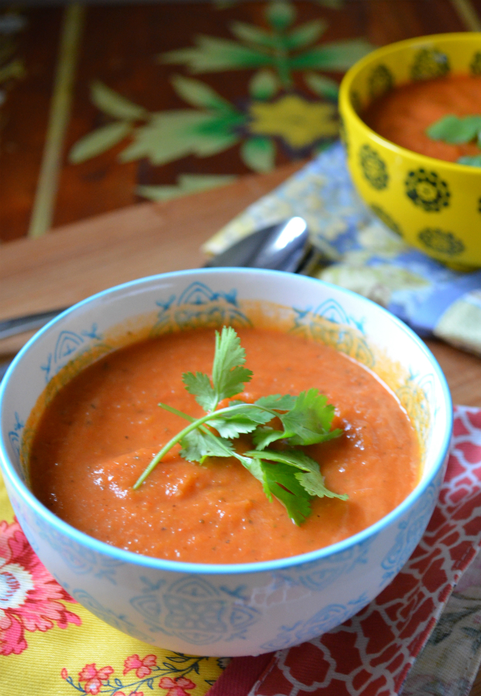 Roasted Tomato Soup | The Redhead's Adventures