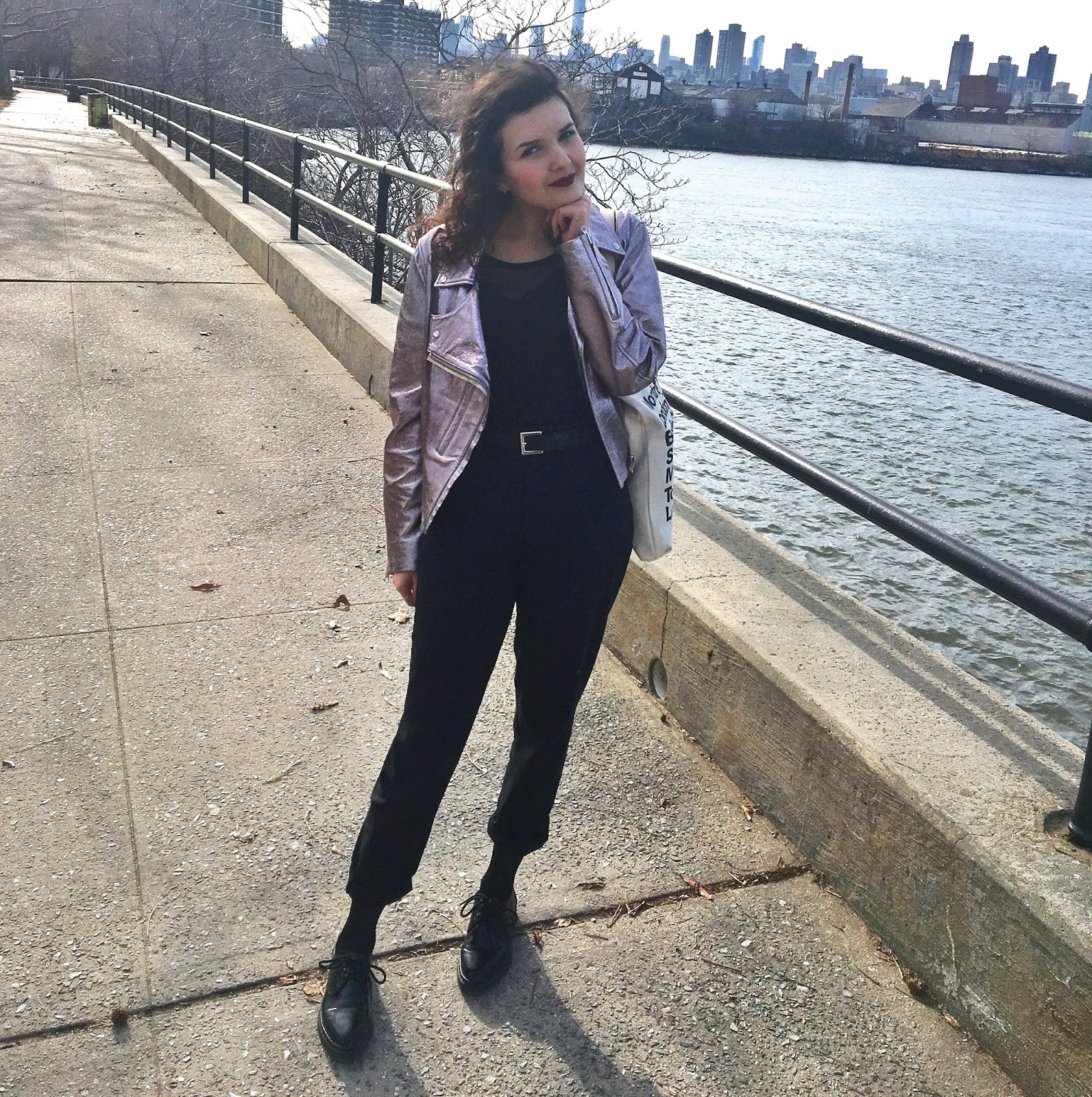 Astoria park, new york city, queens, mcq by alexander mcqueen gun metal leather biker jacket metallic finish, american apparel classic tote bag, brunette, fashion blogger, personal style blogger, brooklyn is burning