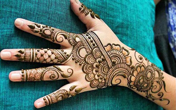 Gambar Lukisan Henna Simple dan Cantik Gambar Lukisan Henna sederhana dan Cantik