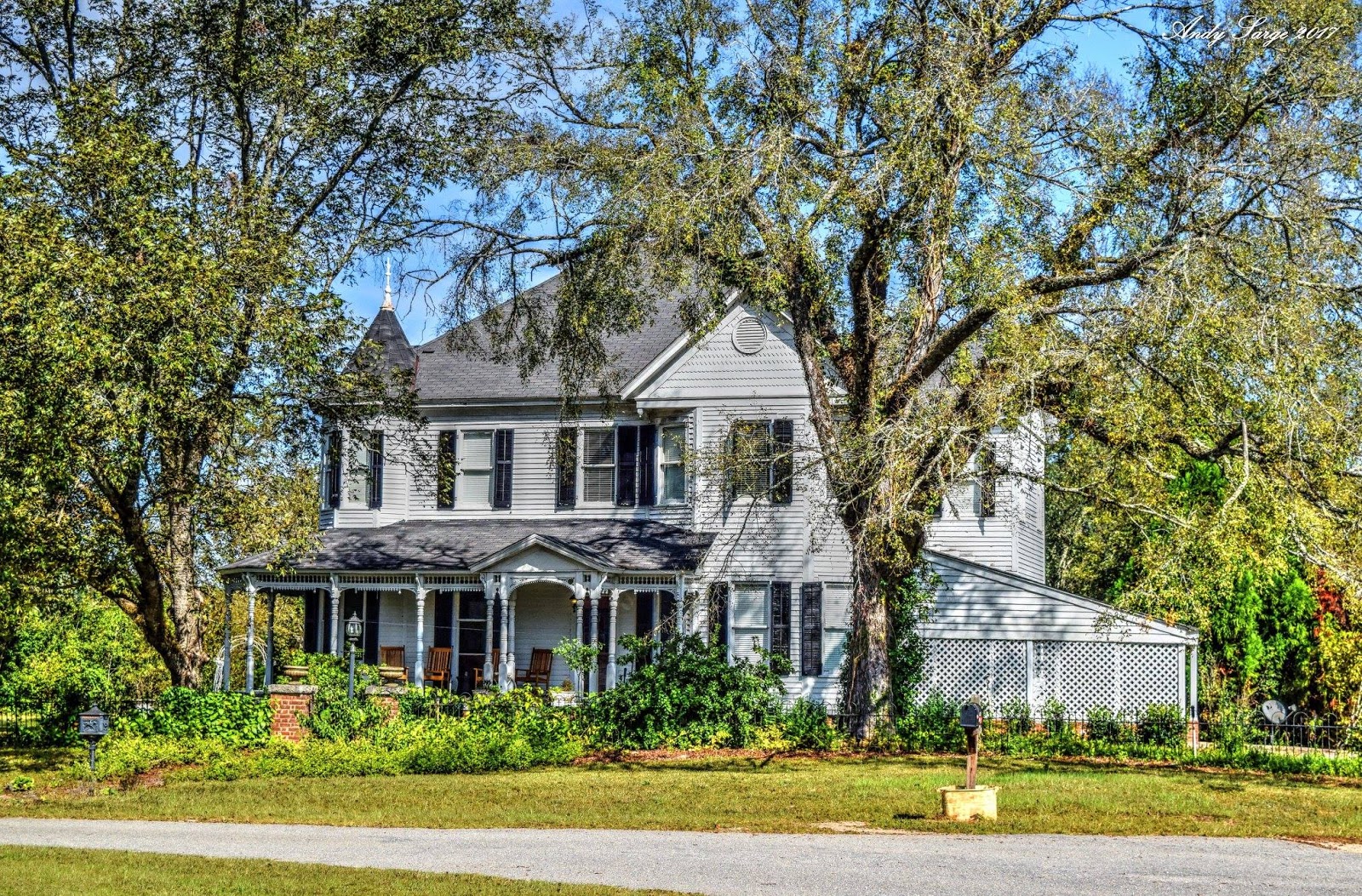 The Jewell House in Jewell
