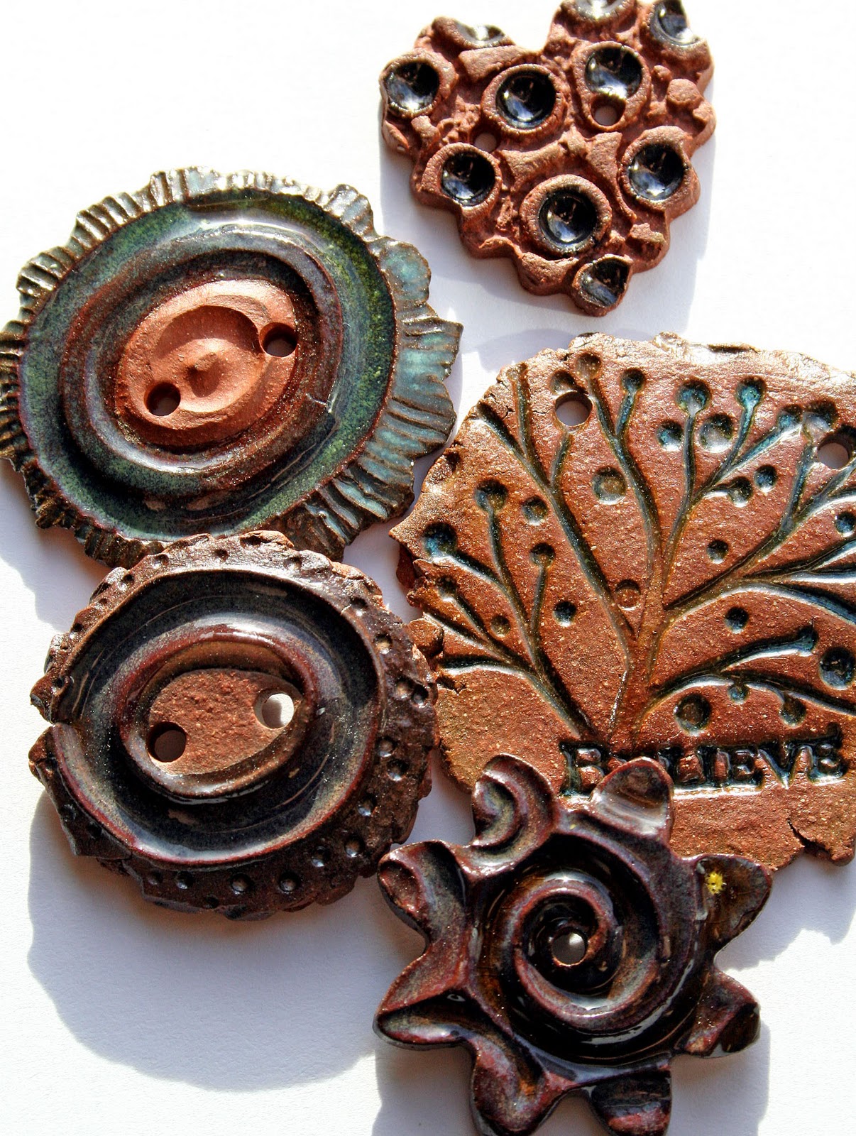 LISA PETERS ART CYBER MONDAY I am finally getting over here and giving something away!