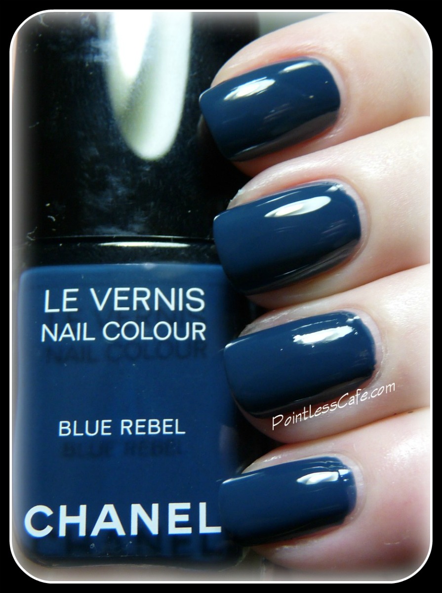 Cafe: Nail of Chanel Blue Rebel