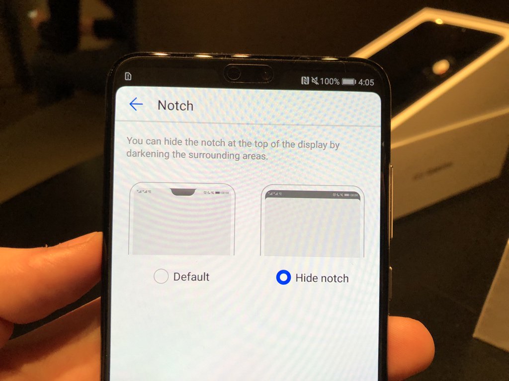 Hiding the notch in the Huawei P20 and P20 Pro