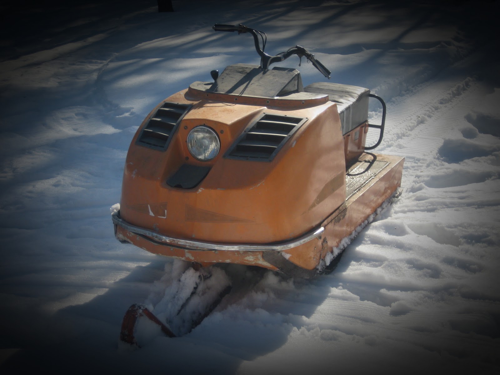 Капот буран 640