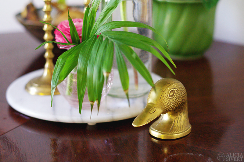 Kitchen table, photo by Alicia Sivertsson.