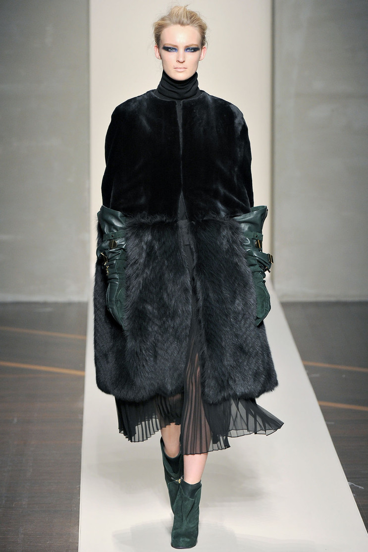 Gianfranco Ferré Fall/Winter 2012 Ready to Wear | Cool Chic Style Fashion