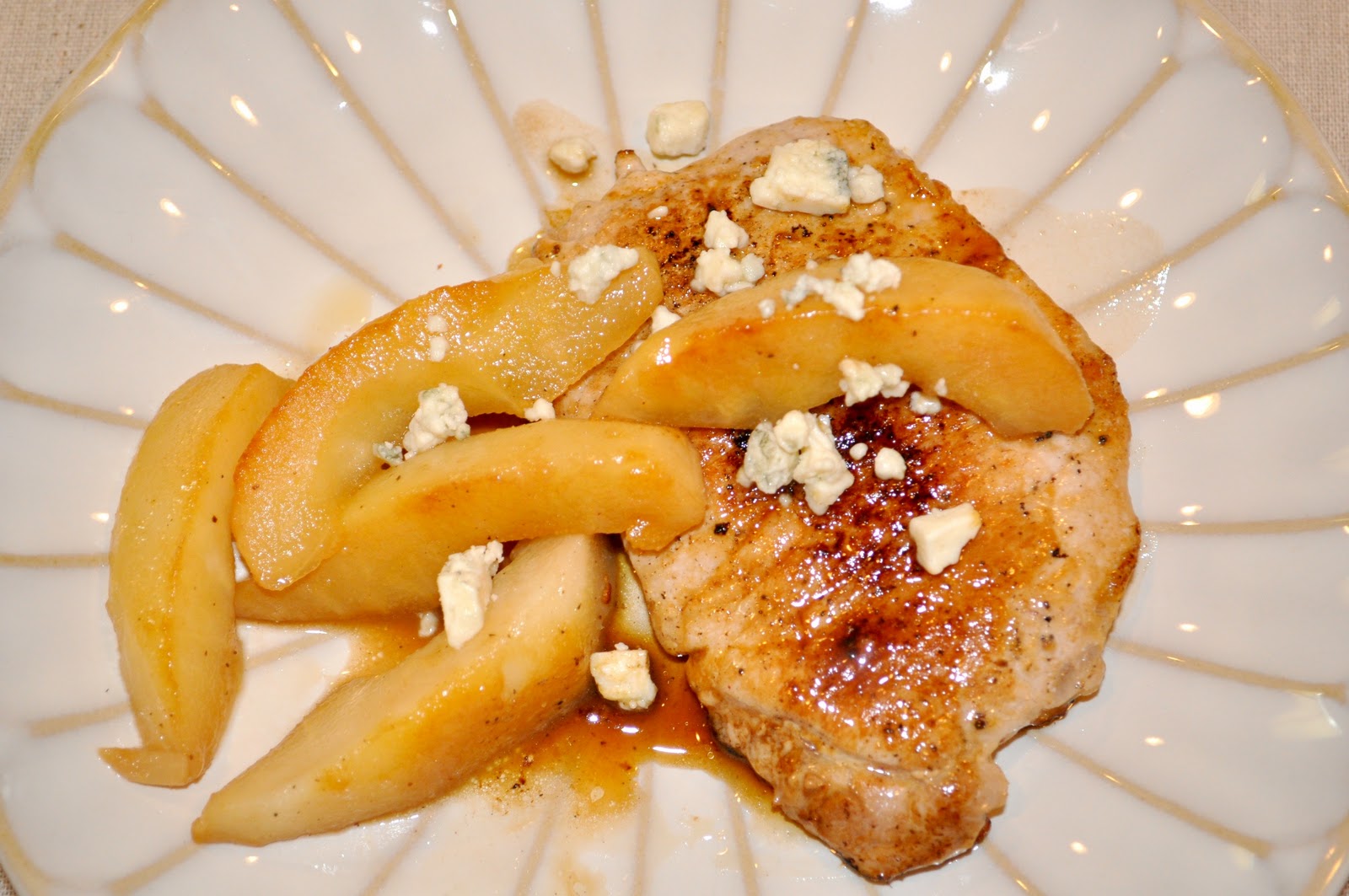 Shih's Cooking Sauteed Pork Chops with Pears and Blue Cheese