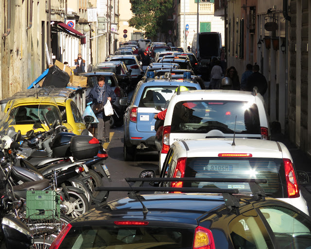 Traffic jam in Via Goldoni, Livorno