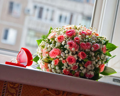 ورد احمر طبيعي