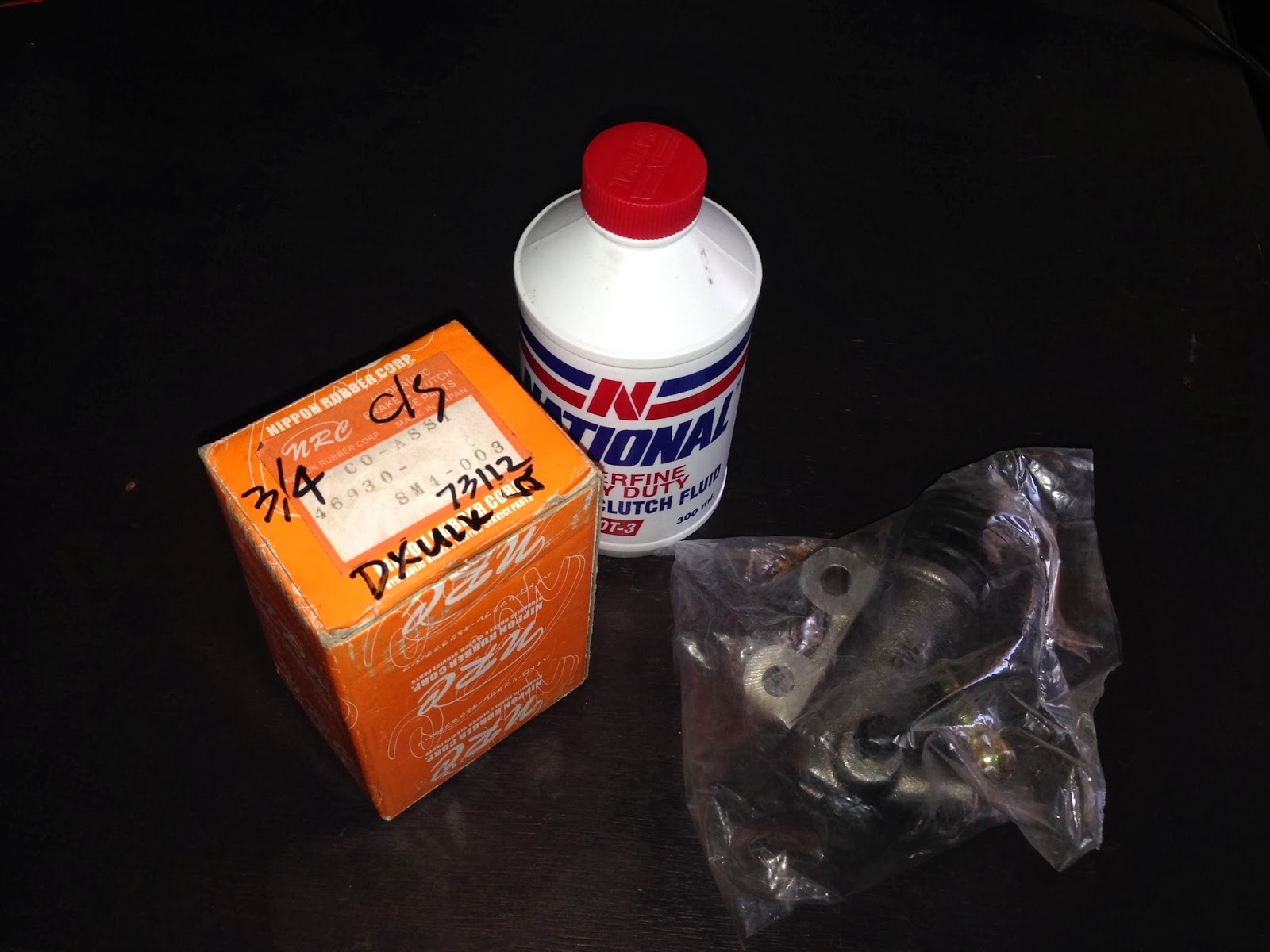 Honda Civic Hatchback EG Project Secondary clutch master replacement