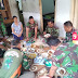Makan Siang Bersama, Bukti Keakraban Satgas TMMD Kodim Jember Bersama Warga