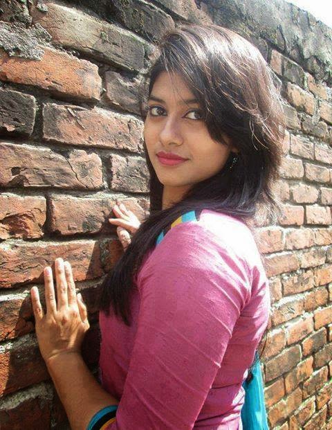 Pakistani simple girl