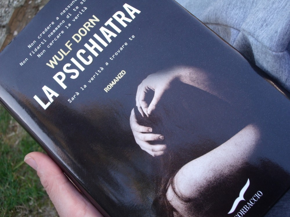 LIBRI La psichiatra (Wulf Dorn)
