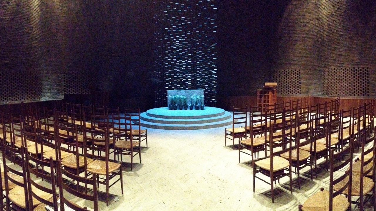 A Modernist: The MIT Chapel (1955) A Modernist: The MIT Chapel (1955)