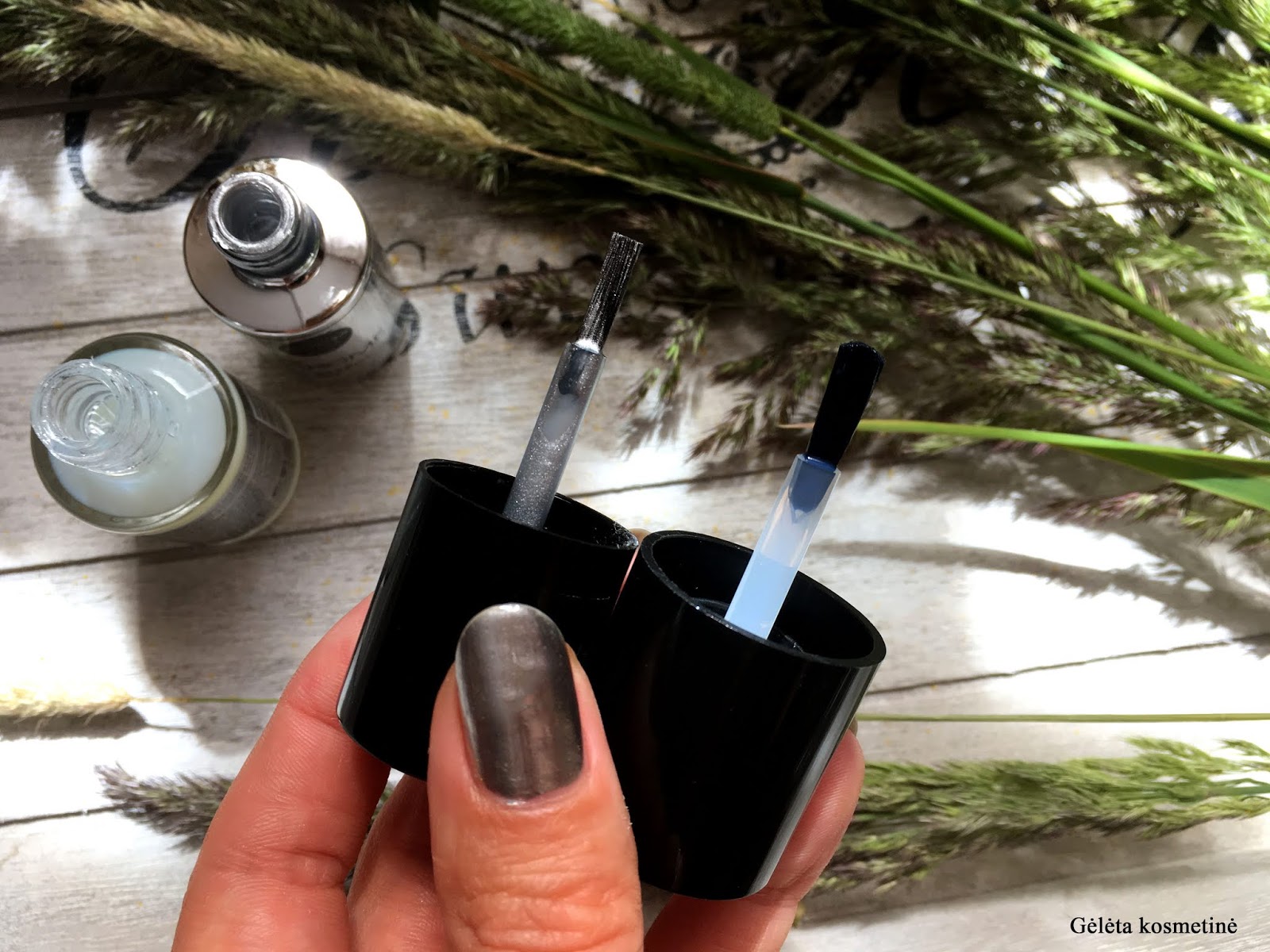 CATRICE "Lux Chrome" 2in1 Base & Top Coat nagų lako pagrindas ir