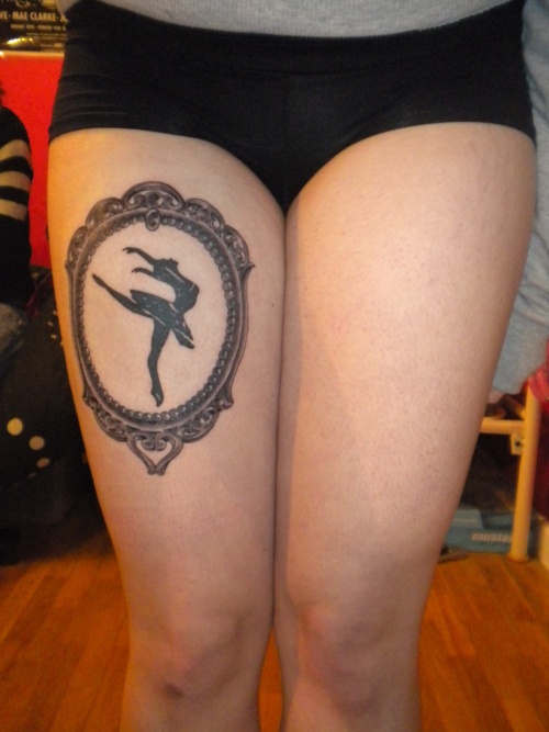  tatuaje de una bailarina