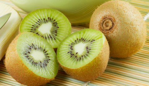 11 Makanan yang Baik untuk Menjaga Kesehatan Jantung Anda Makanan yang baik untuk kesehatan jantung 11 Makanan yang Baik untuk Menjaga Kesehatan Jantung Anda