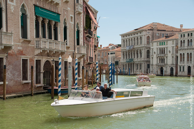 Venecia canal palacios viaje a Italia turismo