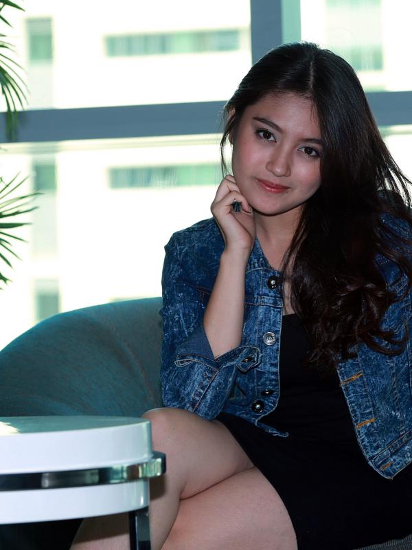 Koleksi Foto-foto Cantik dan Seksi Nabilah Ratna Ayu (10) | Naviri Magazine
