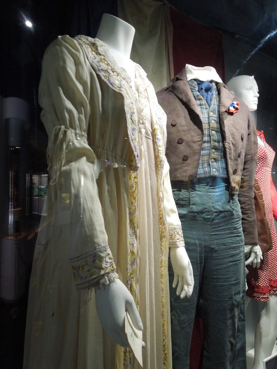 Hollywood Movie Costumes and Props Amanda Seyfried and Eddie Redmayne