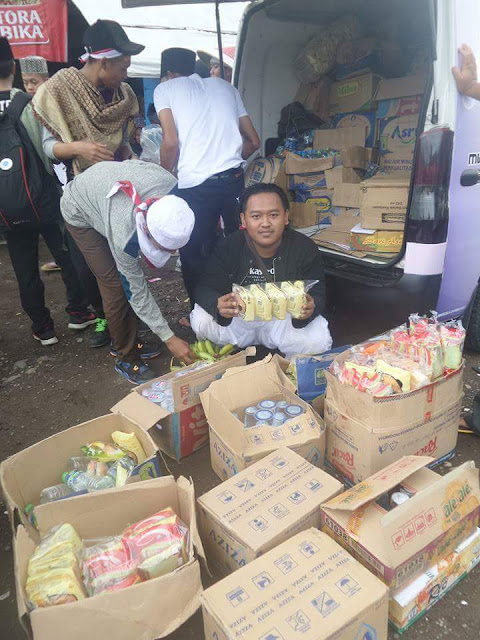 Rangkuman Foto dan Video dalam Aksi Bela Islam Jilid III Rangkuman Foto dan Video dalam Aksi Bela Islam Jilid III