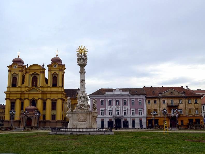Timisoara, Piata Domului Latura estica
