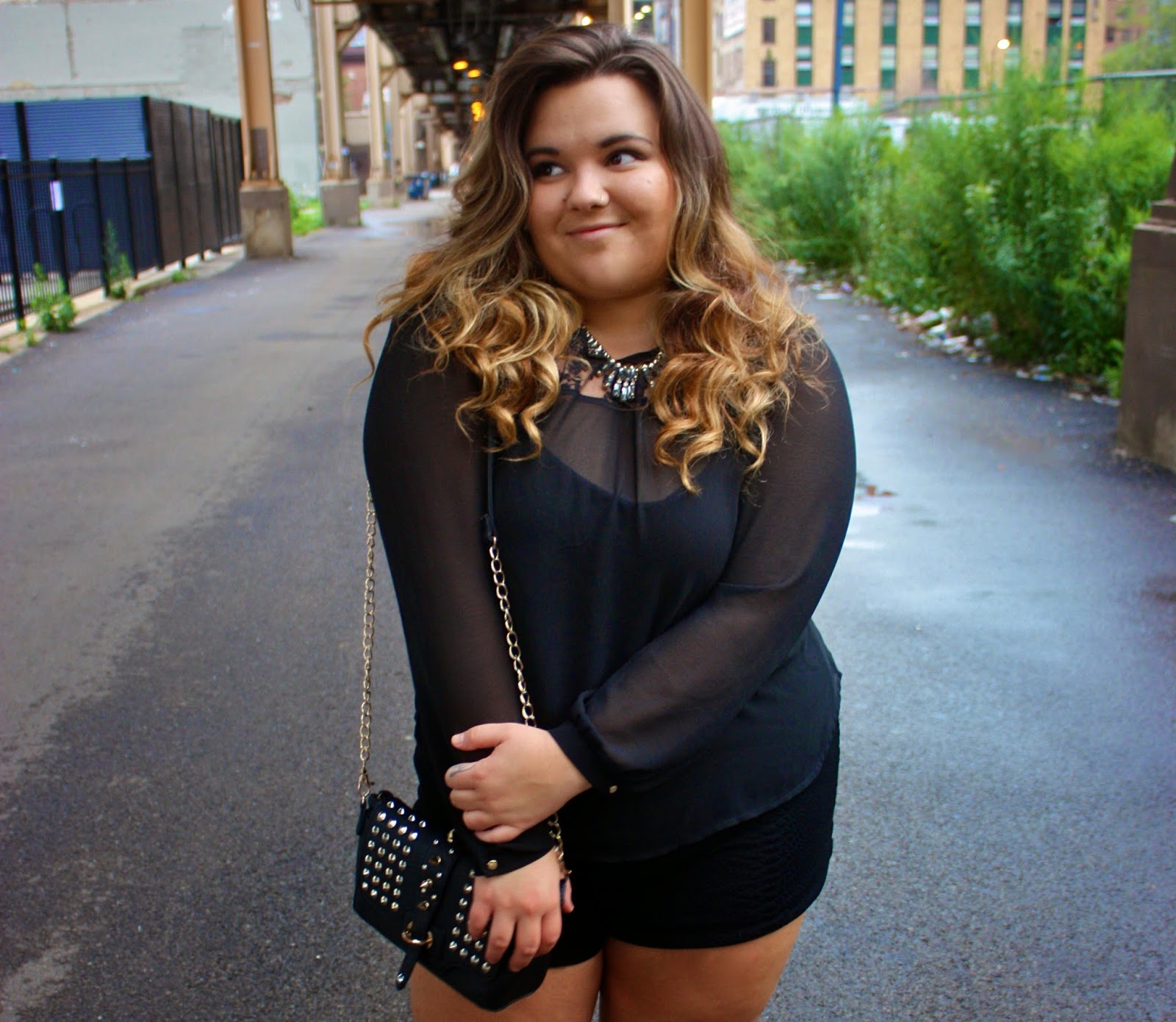 GOLD ON BLACK | Natalie in the City - A Chicago Petite Plus Size ...