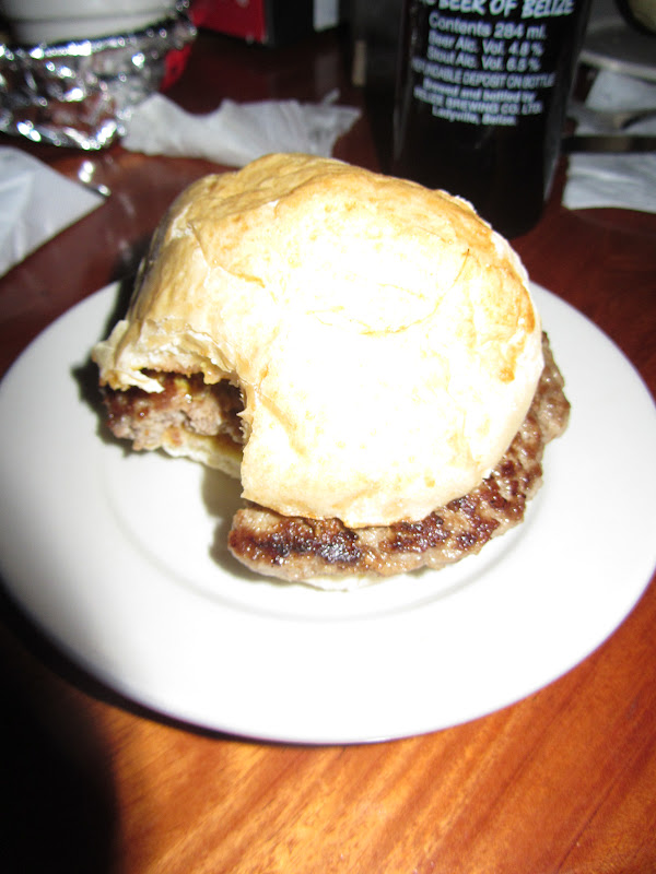 Karen Waldrup Puts On An Amazing Show to Raise Money In San Pedro San