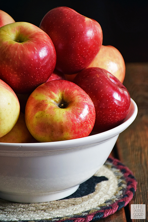 SweeTango Apples - Bursting with juicy sweet apples encased in a buttery delicious dough, this easy Puff Pastry Apple Tart dessert recipe melts in your mouth! SweeTango Apples in a bowl ready for snacks