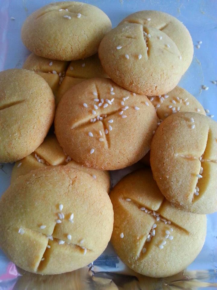 Cooking with ur heart n' soul Nankhatai / Indian Butter Cookies