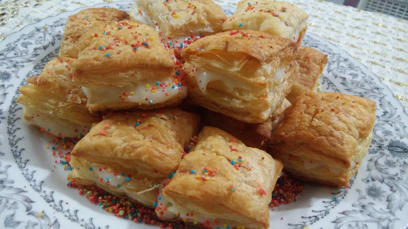 Kremalı Milföy Tarifi Kremalı Milföy Tarifi