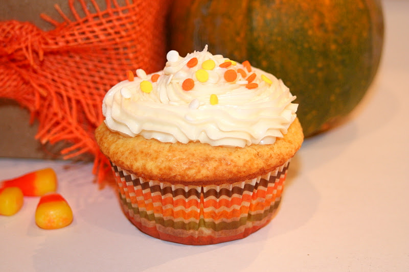 cait + create: 3 Easy Halloween Cupcakes