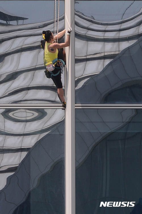 All About Korean Entertainments And Culture Korea’s top female climber Kim Jain succeed to