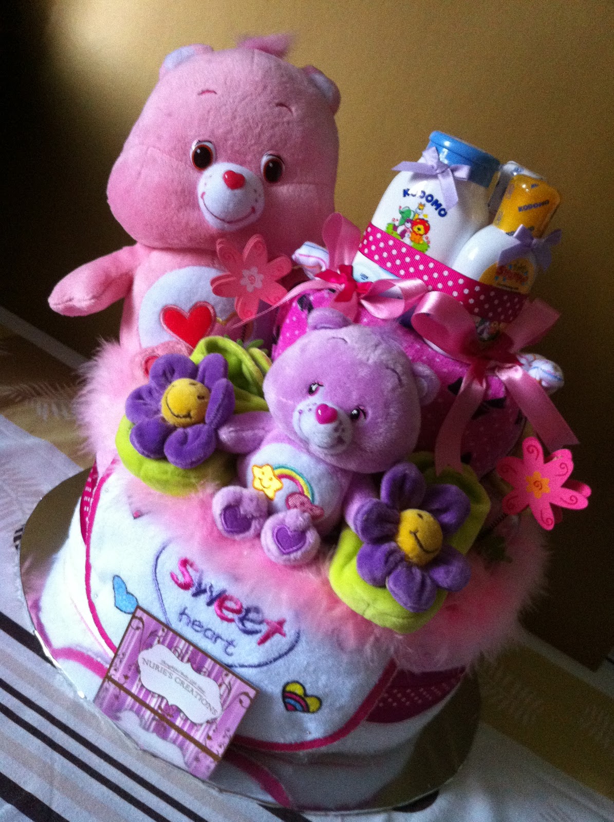 Nurie's Creations Diaper Cakes & Baby Gifts 2 tiers Sweet Care Bear