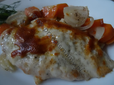 Filet z kurczaka zapiekany w warzywach Filet z kurczaka zapiekany w warzywach