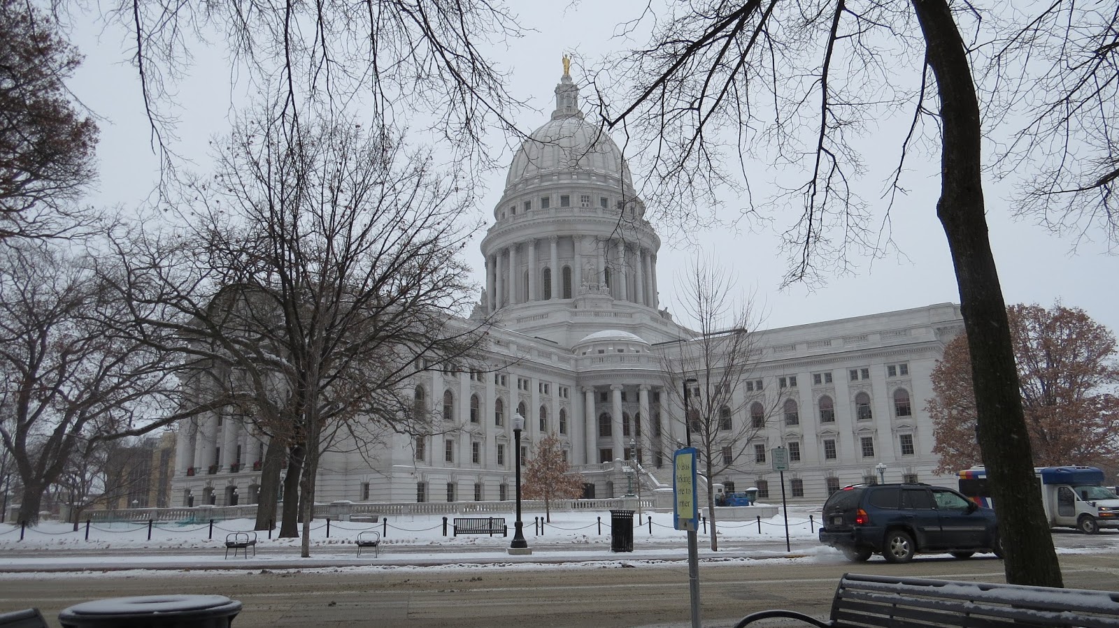 Nomadic Newfies New Year's Eve at the Madison Capitol Building