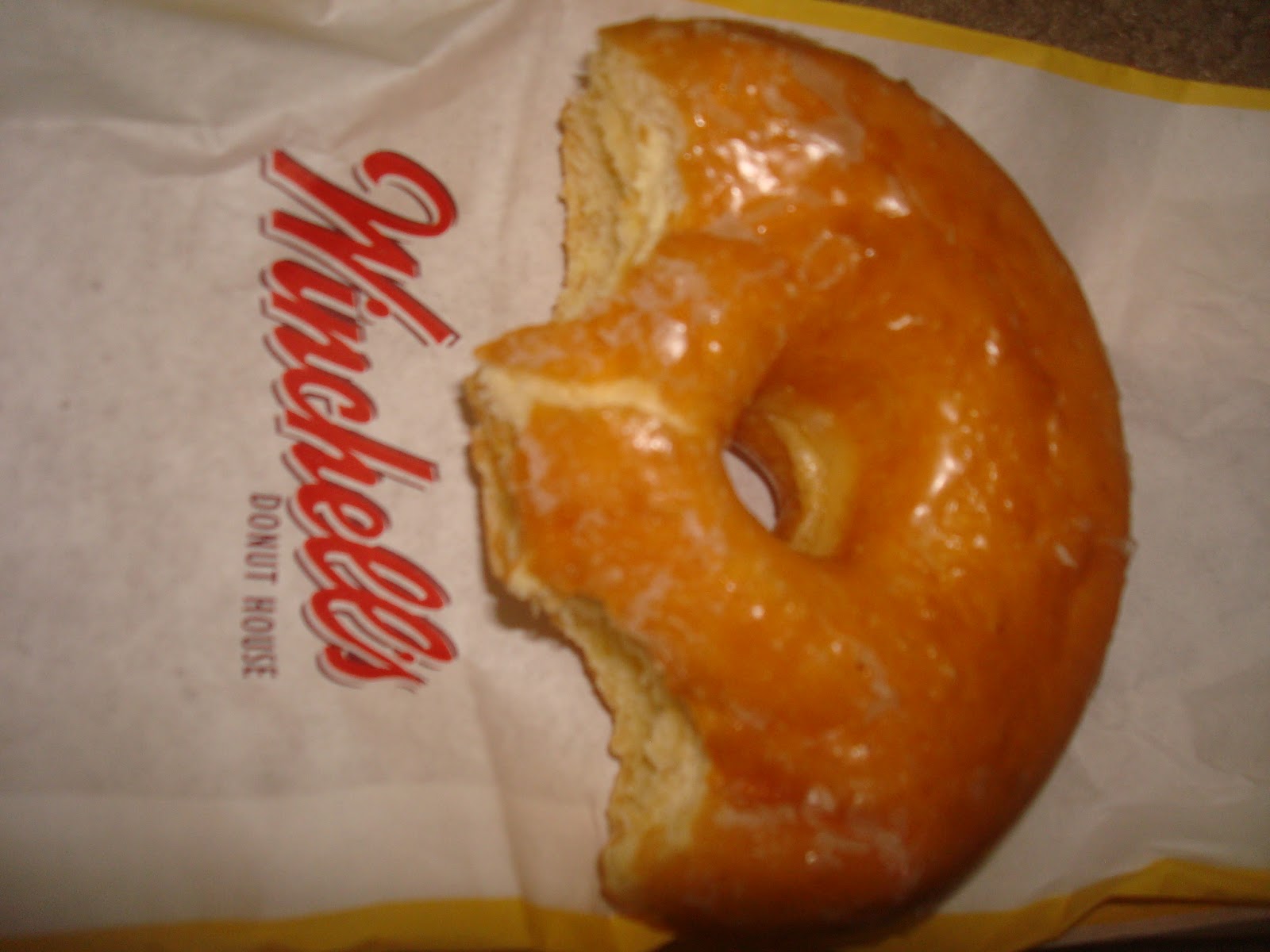 Planes, Trains, and DONUTS! Winchell's, before noon