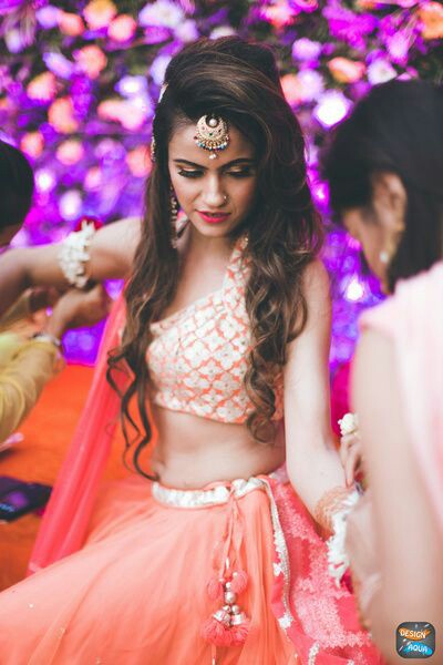 30 Easy Hairstyles For Your Mehndi Ceremony Bling Sparkle