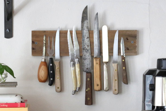 Over On Ehow Diy Magnetic Knife Rack 17 Apart Over On Ehow Diy Magnetic Knife Rack