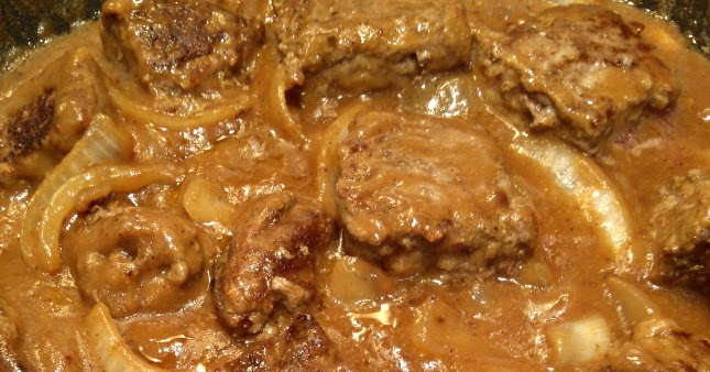 South Your Mouth: Smothered Salisbury Steak Tips
