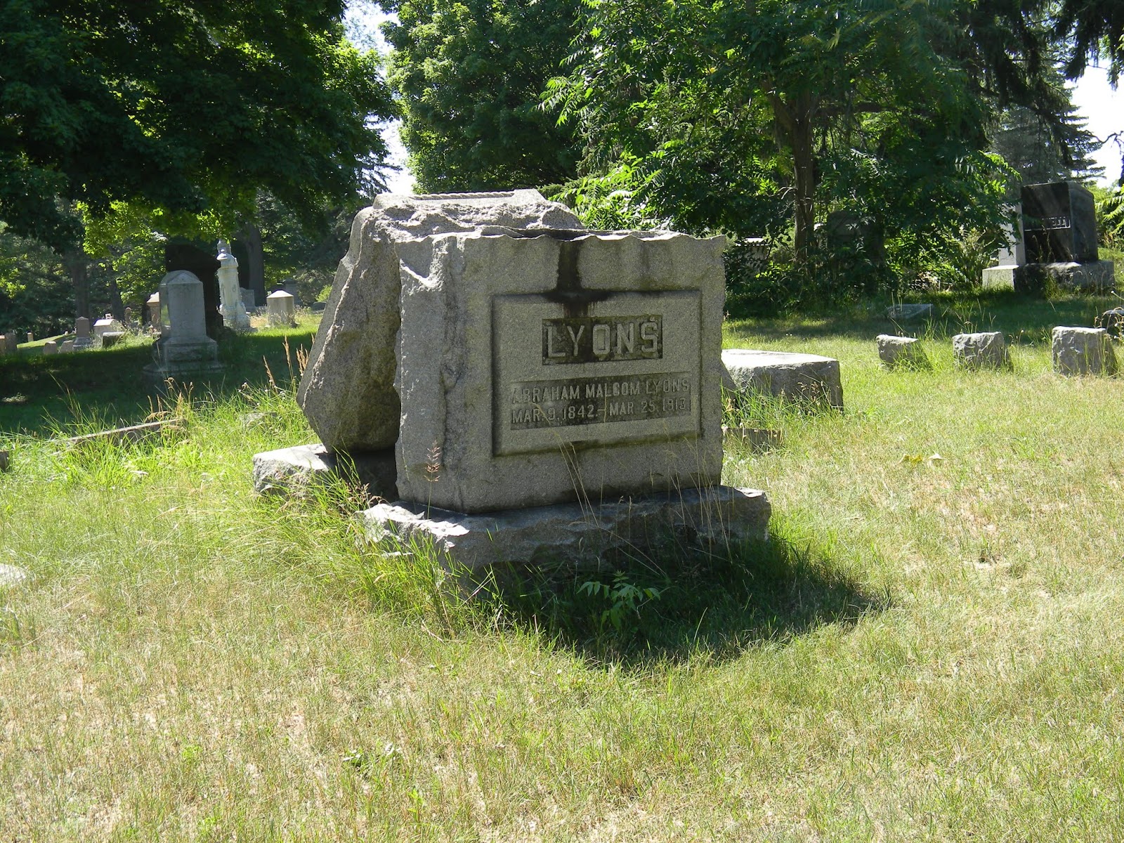 A Bewitching Guide to All Things Halloween Avondale Cemetery Flint
