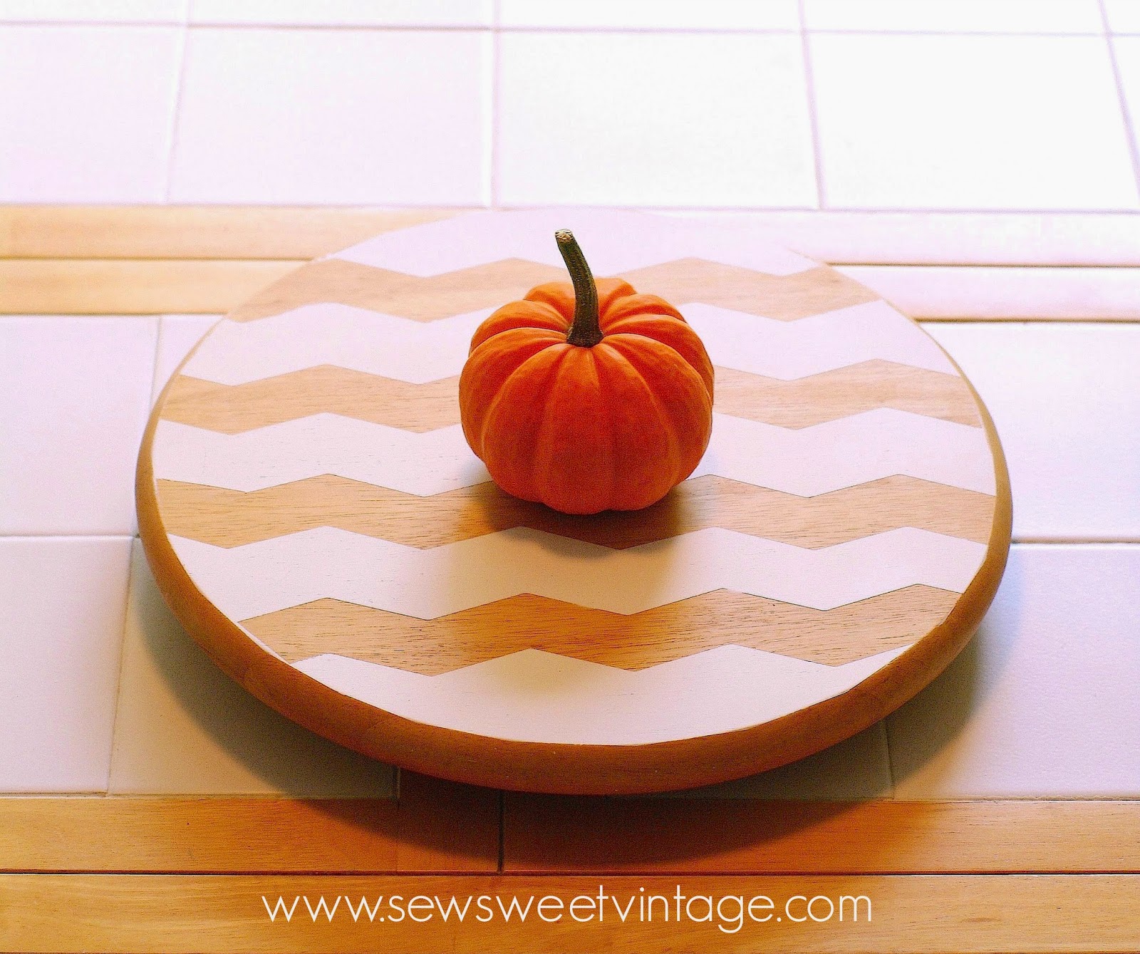 diy how to make a chevron lazy susan using chevron painters tape and spray paint