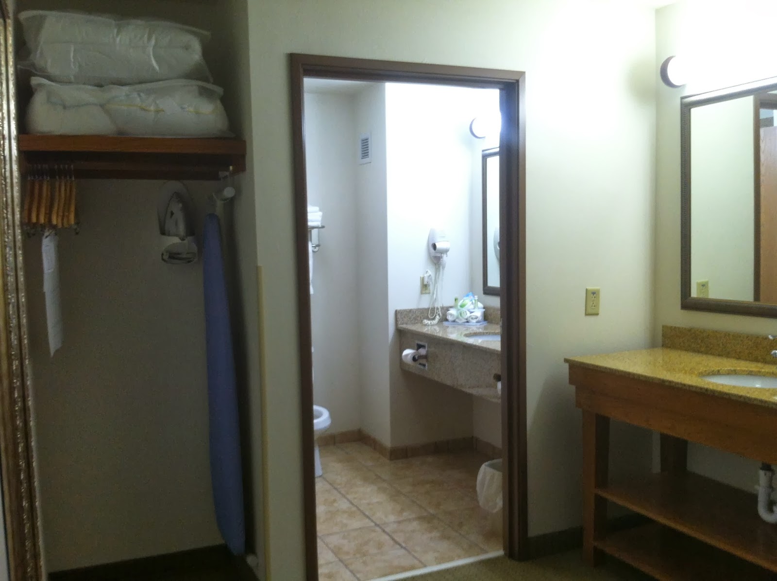 Travel Reviews & Information Mattoon, Illinois / Holiday Inn Express