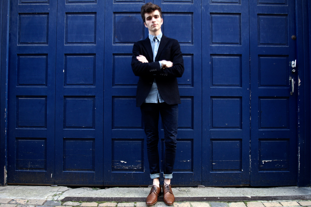 Blog_homme_mode_style-san-marina-testeur-de-shoes-job-chaussures-cuir-tressé-bonne-gueule-chemise-chambray-bleu-bordeaux-paris_dandy-preppy_campagne-cool