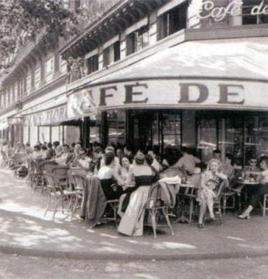 "Tweedland" The Gentlemen's club: Café de Flore.